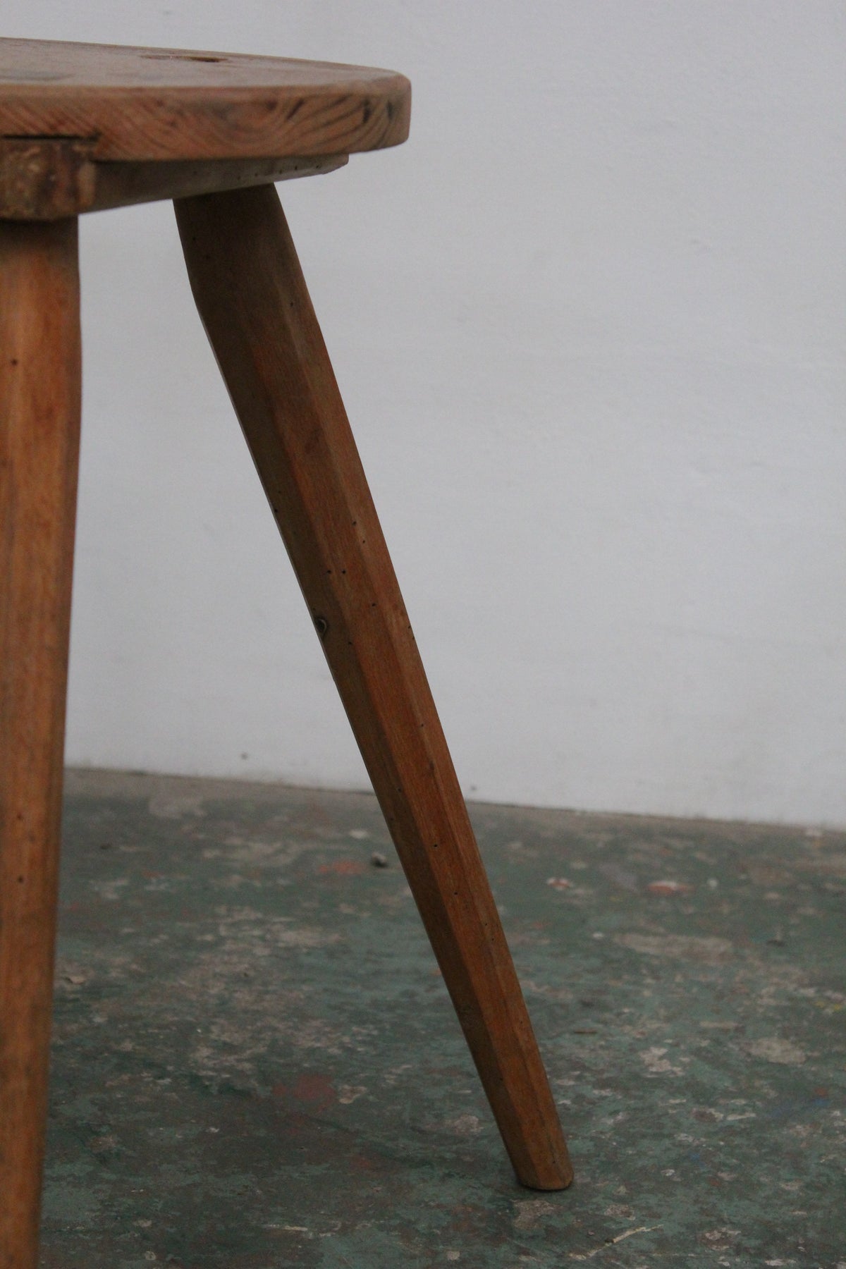 #1627 stool