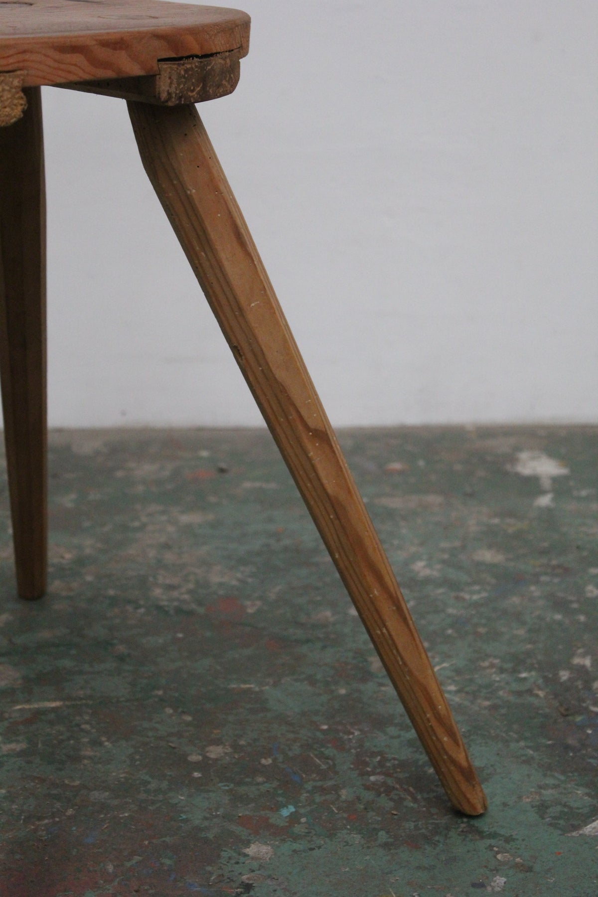 #1627 stool