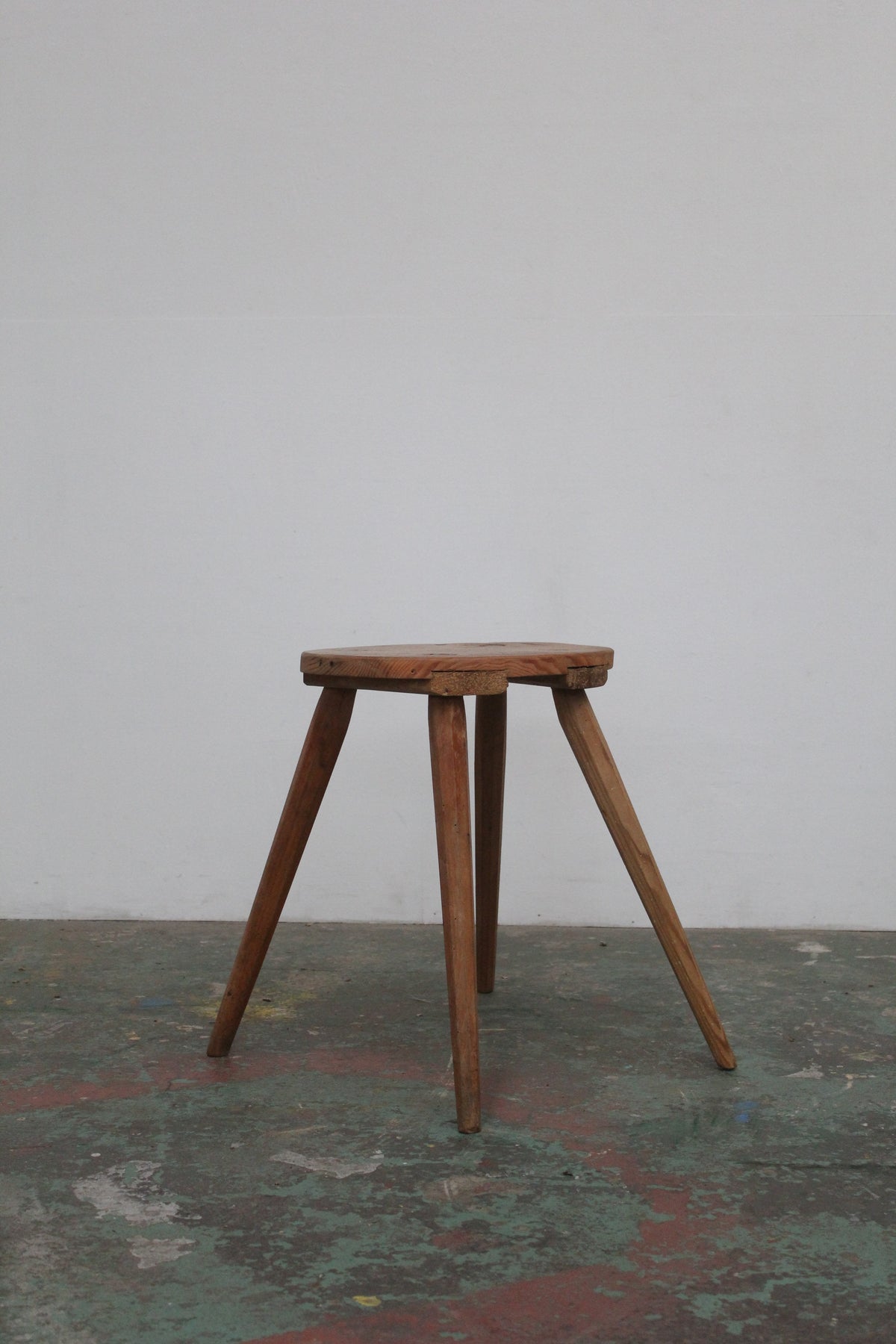 #1627 stool