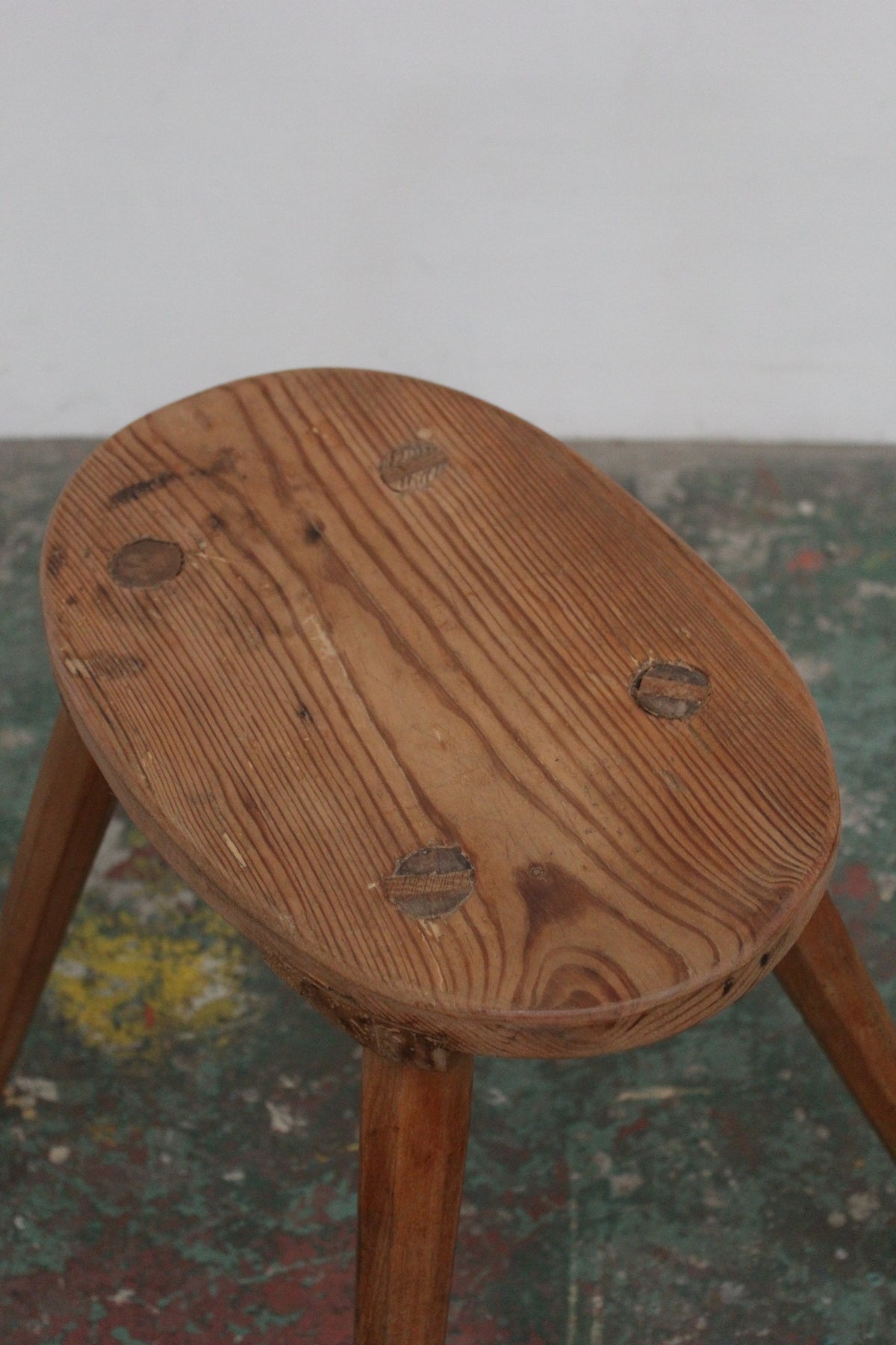#1627 stool