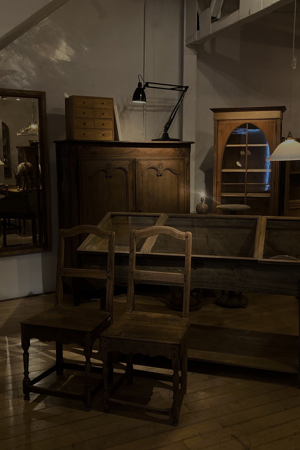 #1056 chair