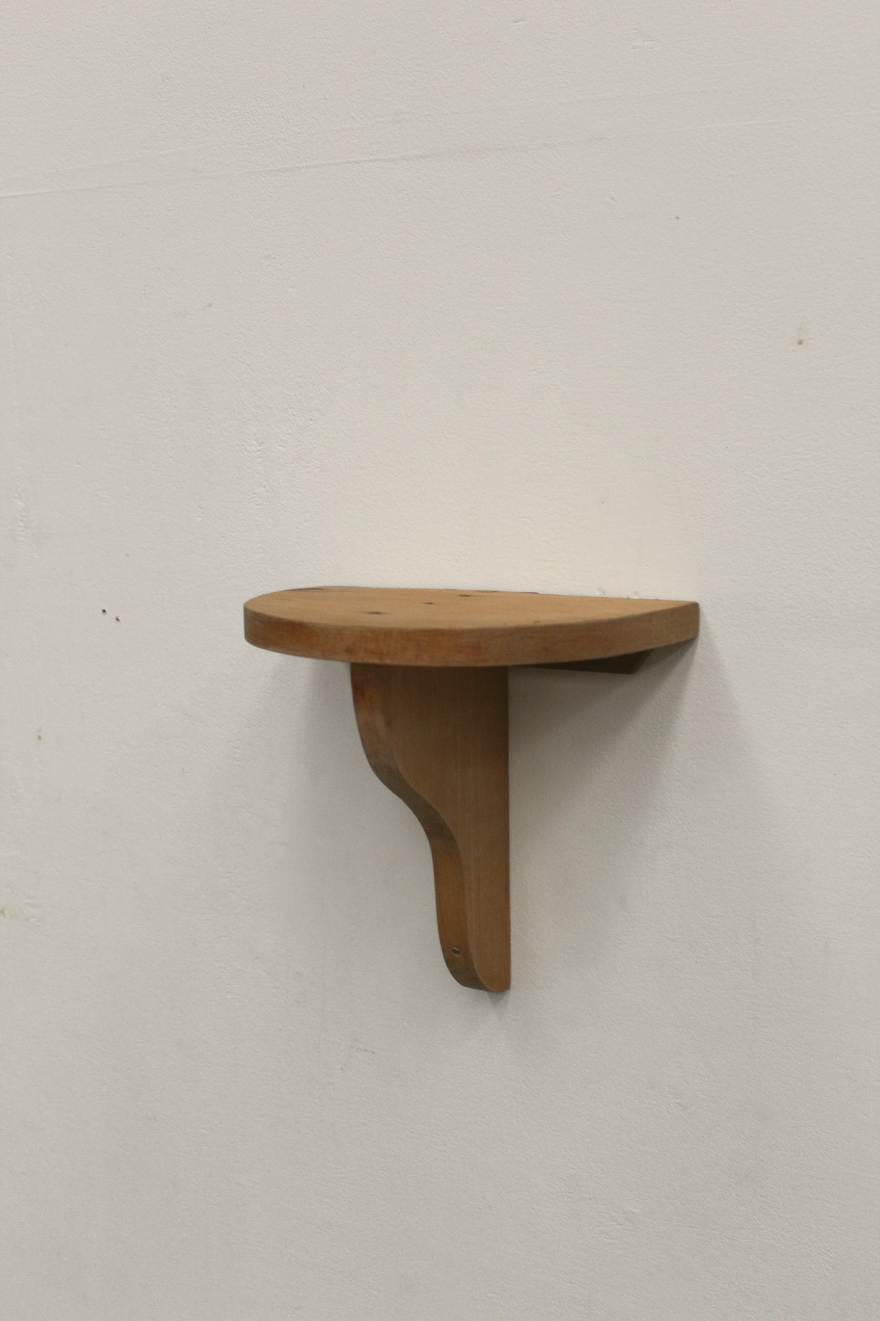 #0740 shelf