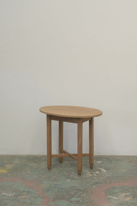 #0749 side table
