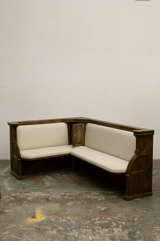 #1030 corner bench