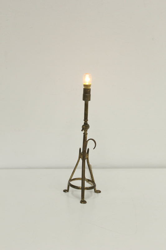 #1077 lamp