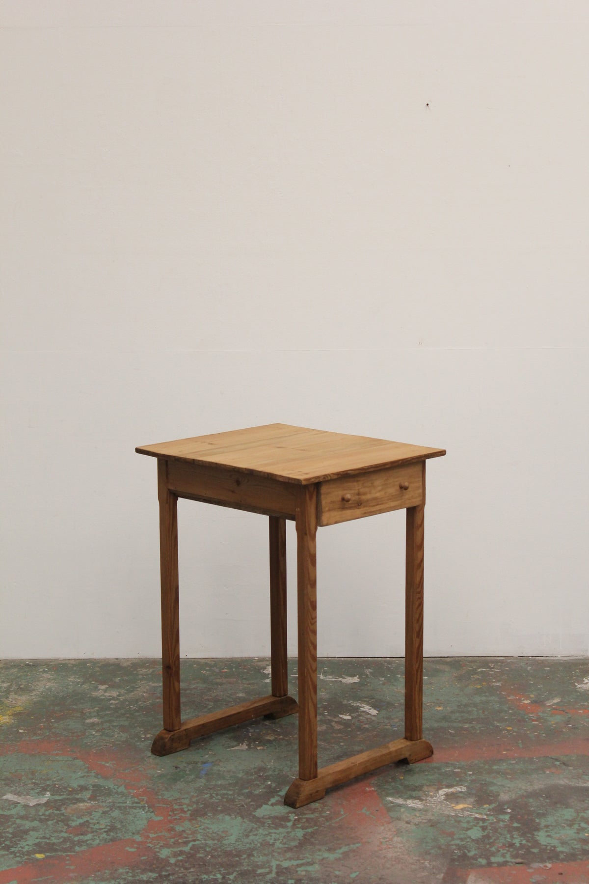 #1132 table