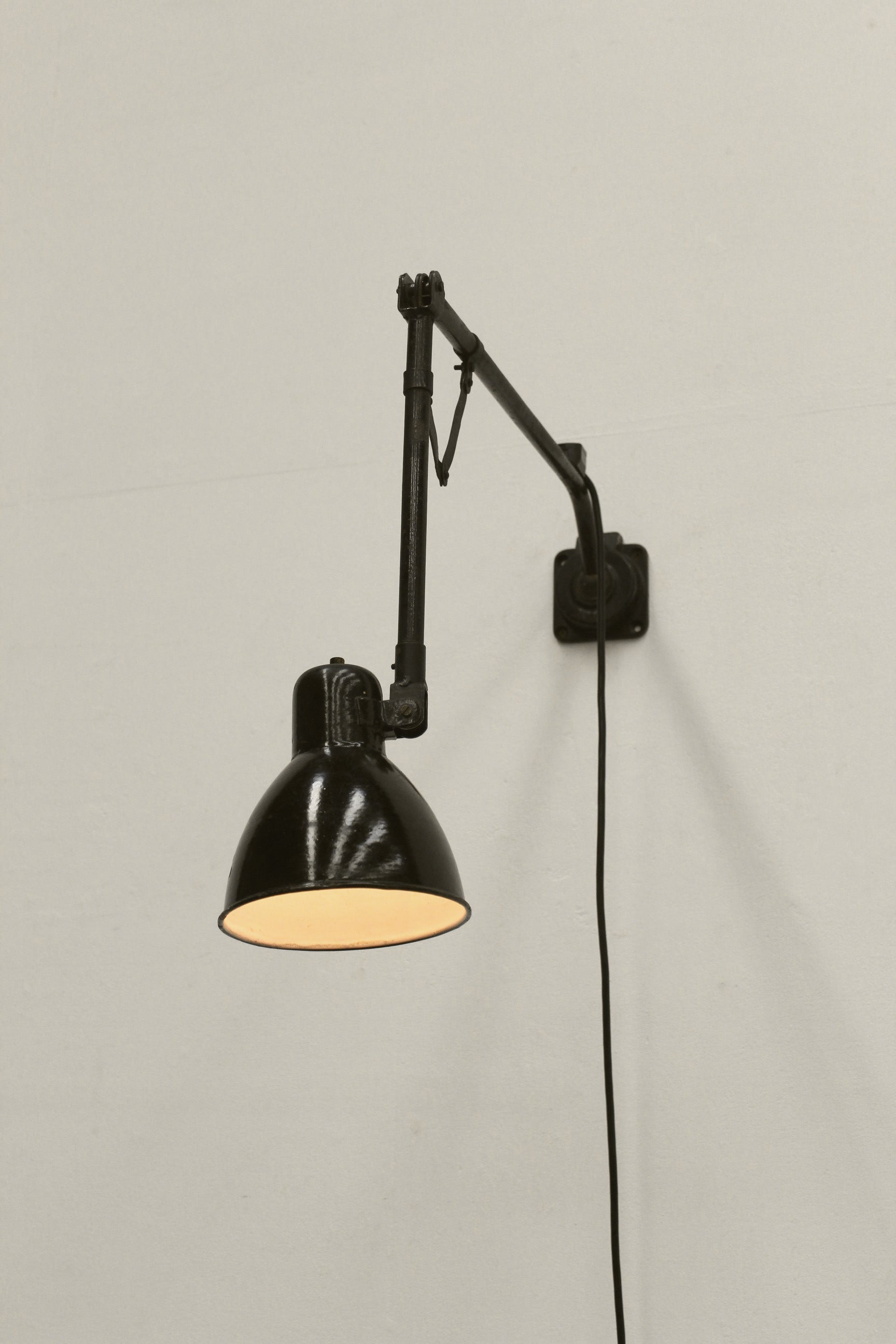#1203 Kandem lamp