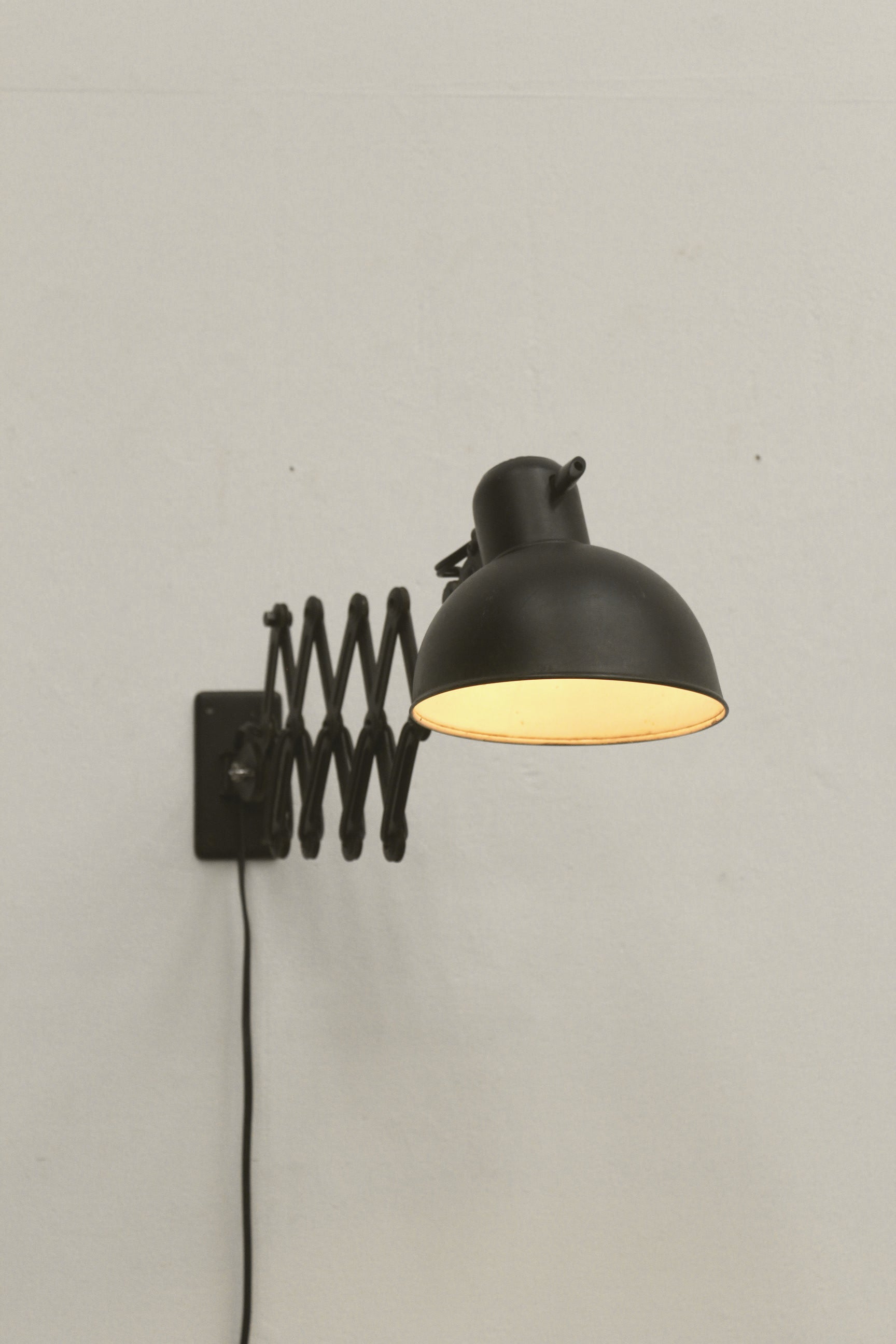 #1205 Kaiser Idell lamp