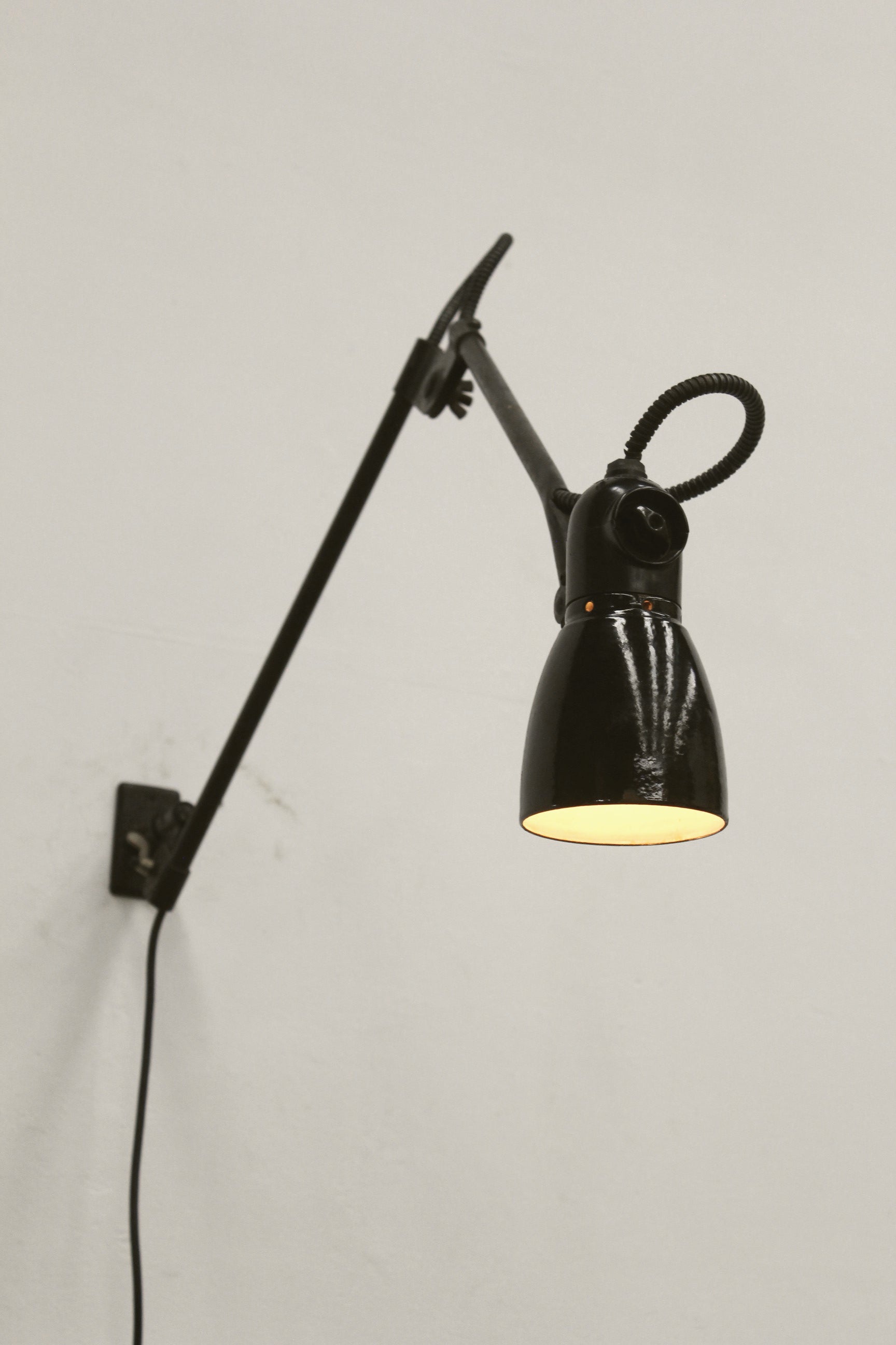 #1253 Kaiser Idell lamp