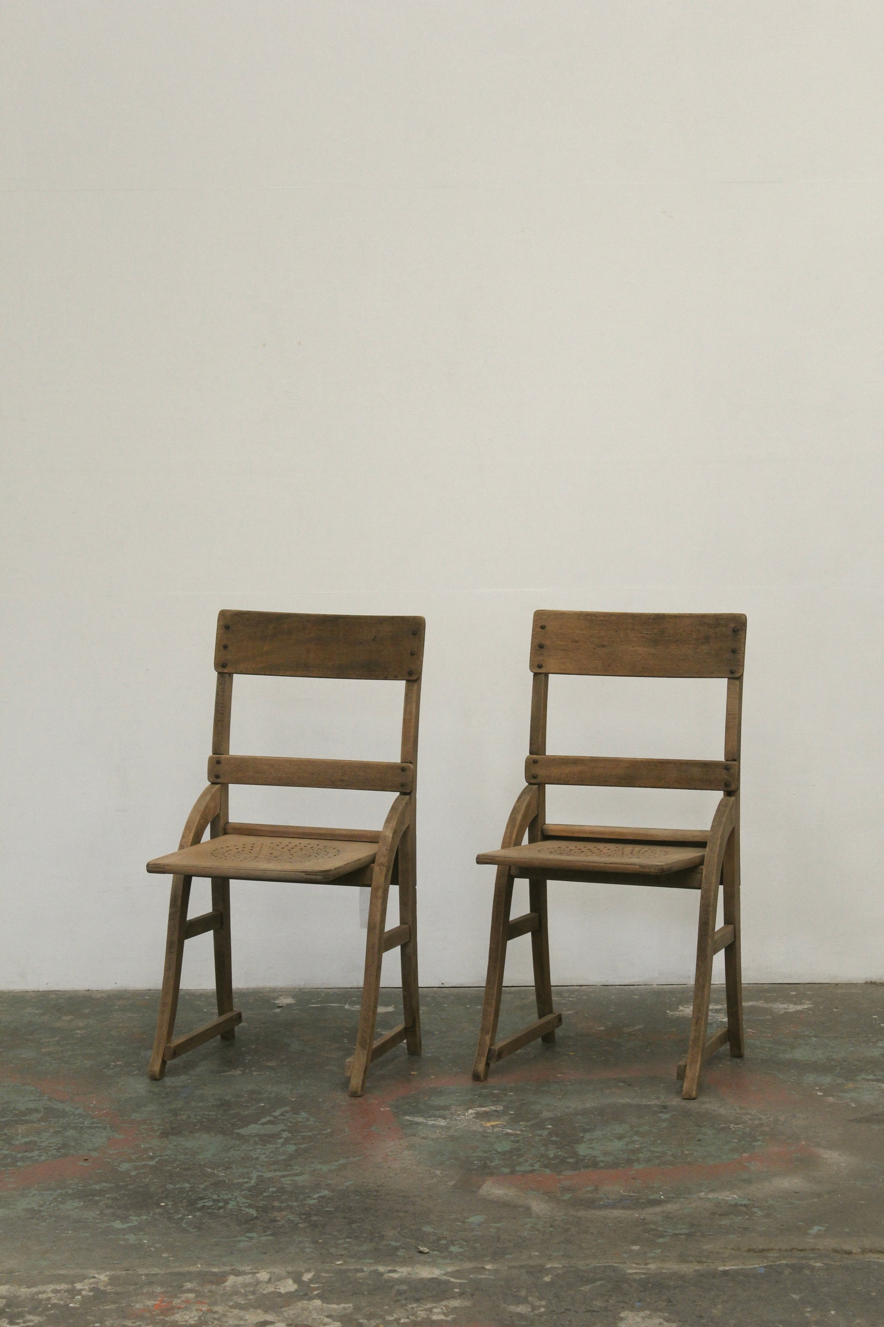 #1254 theater chair