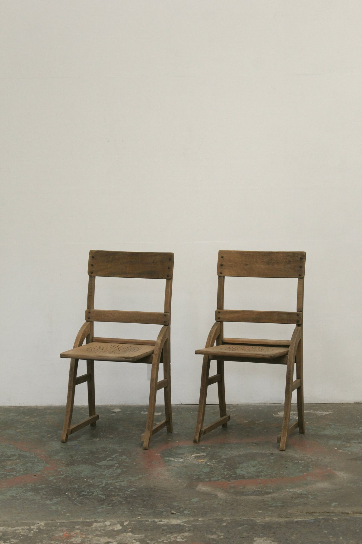 #1254 theater chair