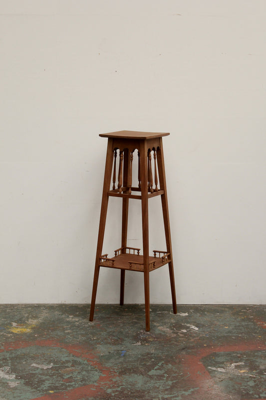 #1500 planter stand