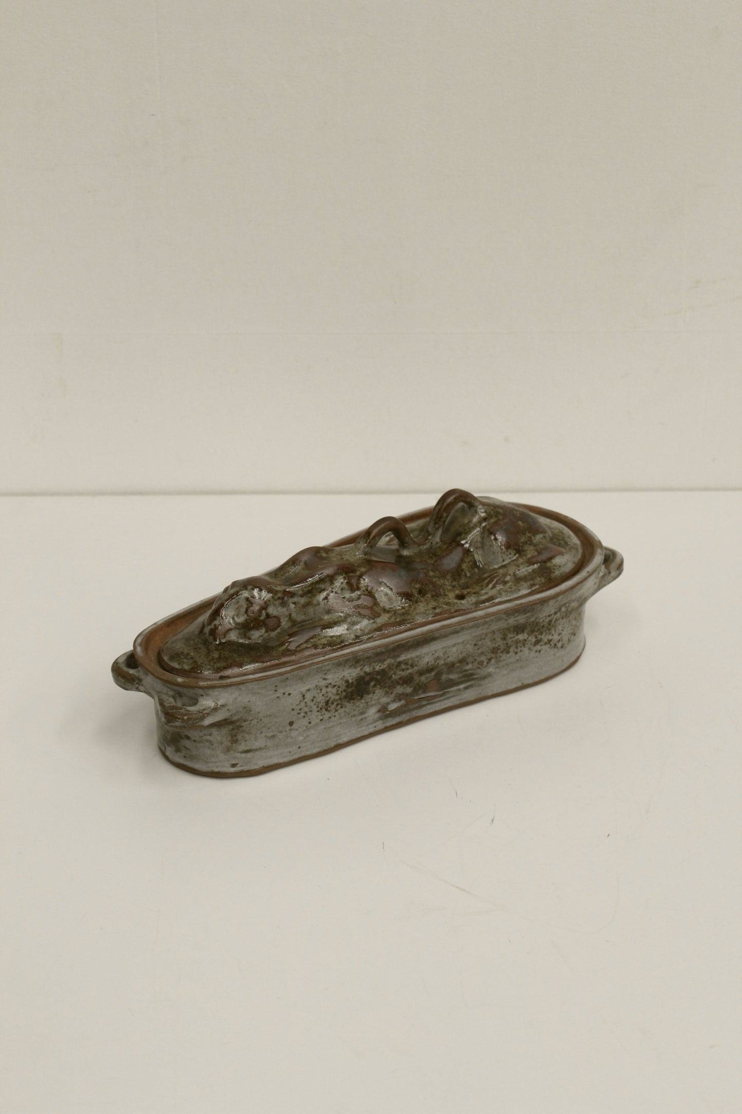#1528 pottery casserole