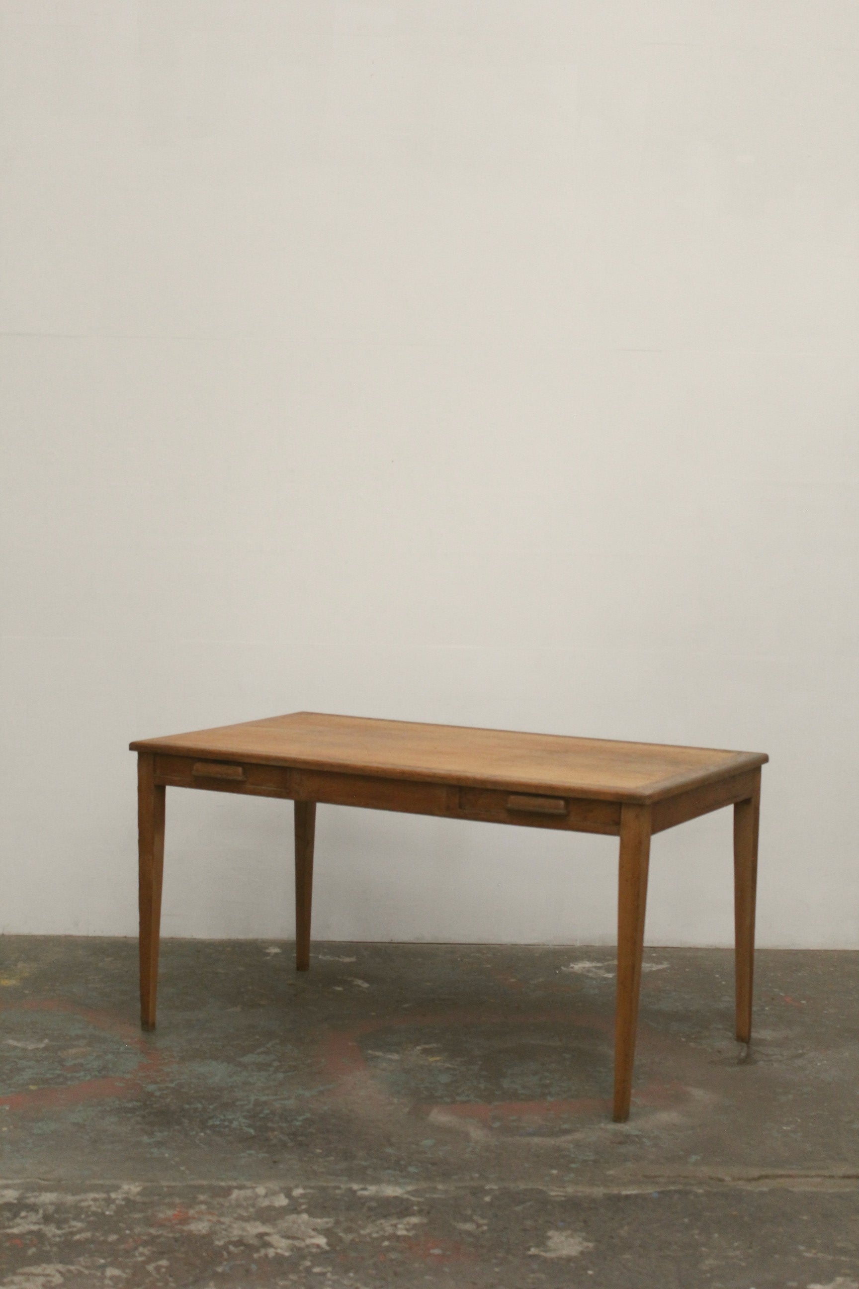 #1590 table