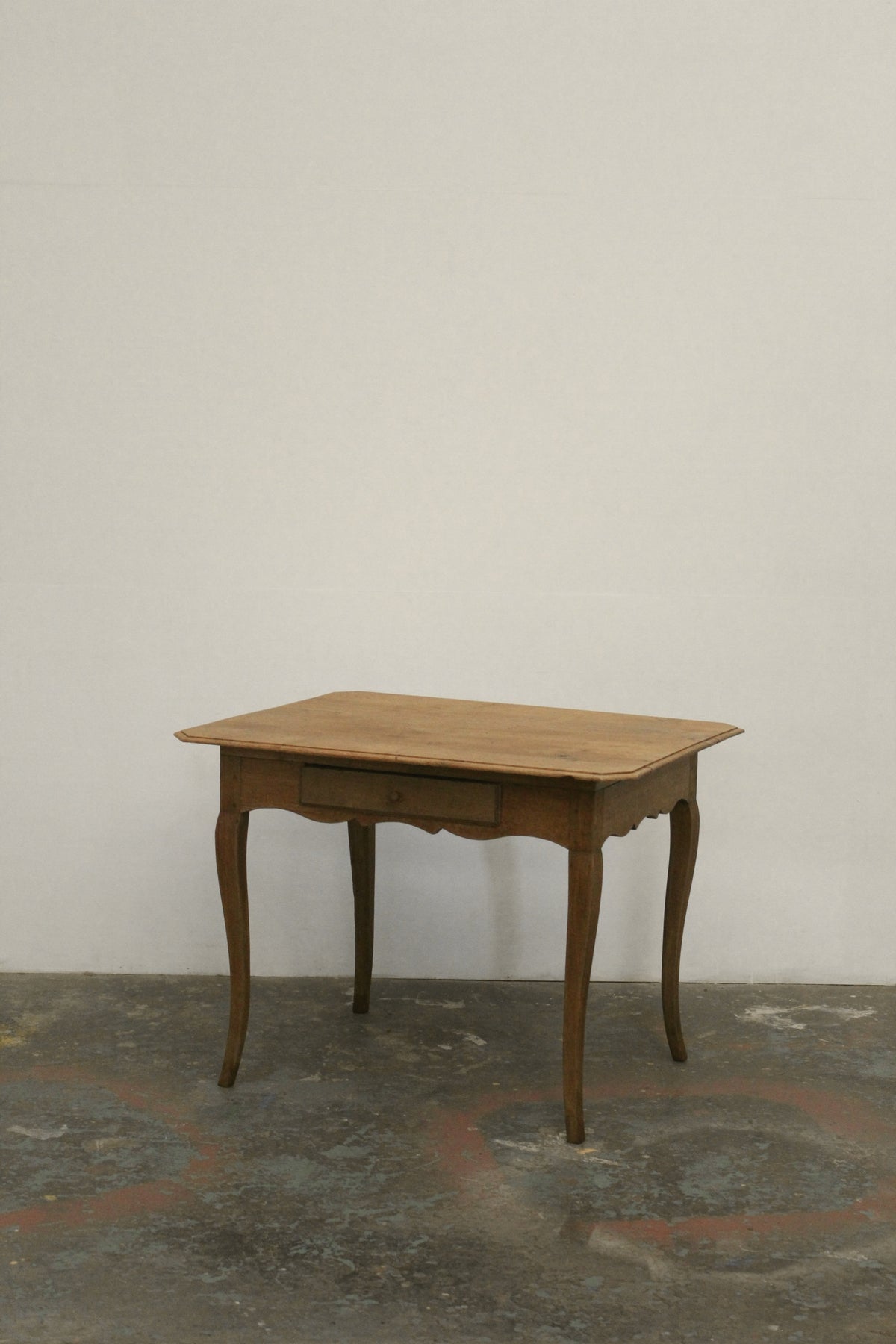 #1607 table