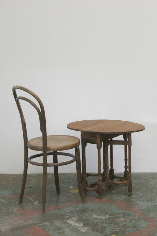 #0930 gateleg table